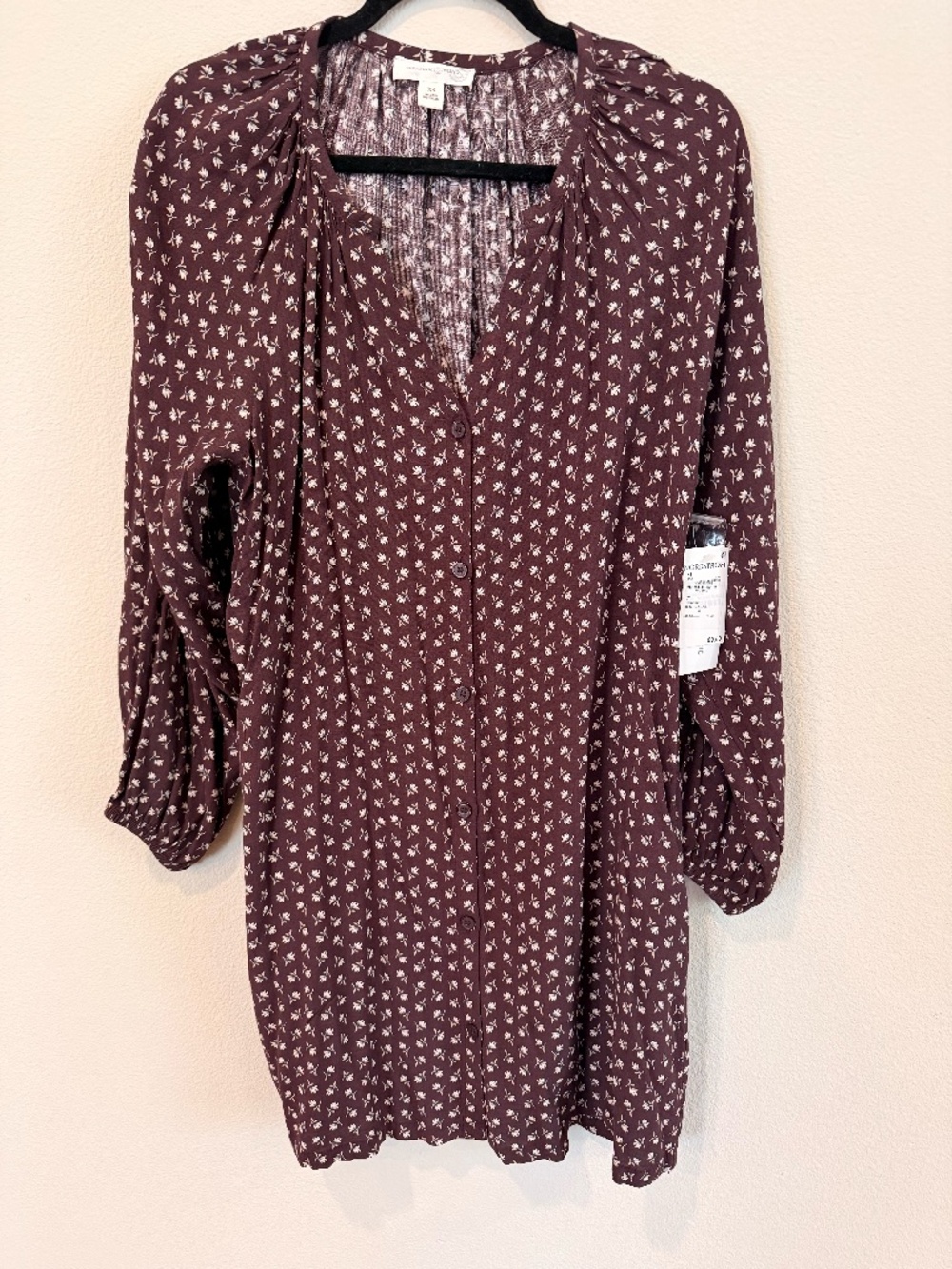 Cute and flattering loose mini dress